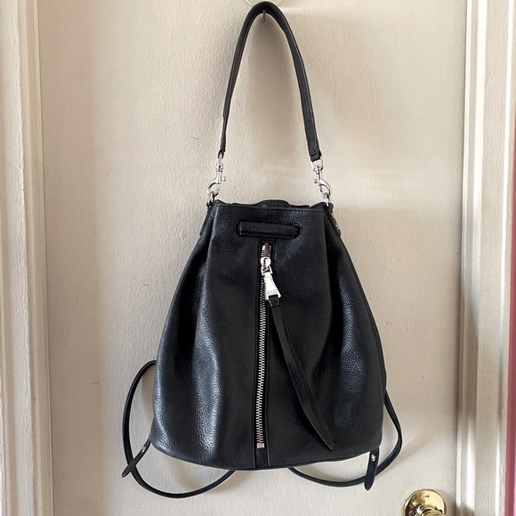 Aimee Kestenberg Black Leather Convertible Backpack w Shoulder Strap and Zipper - Picture 1 of 10
